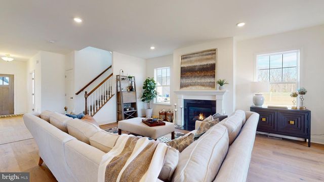 368 RESERVE LANE, Mechanicsburg, PA 17050