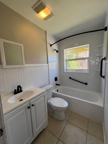 708 Avenue I A, Fort Pierce, FL 34950