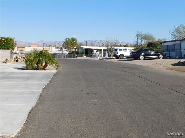 1307 Gemstone Avenue, Bullhead City, AZ 86442