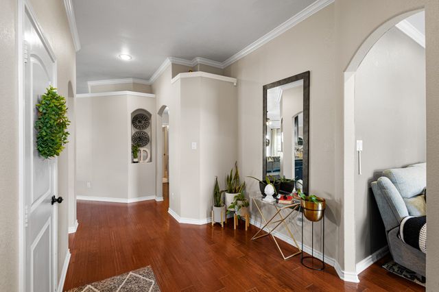 7252 Lake Country Drive, Fort Worth, TX 76179