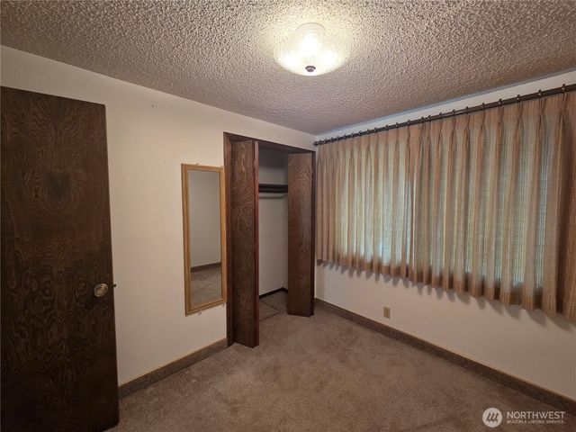 19505 NE 112th Street, Brush Prairie, WA 98606