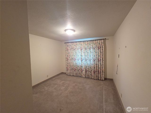 19505 NE 112th Street, Brush Prairie, WA 98606