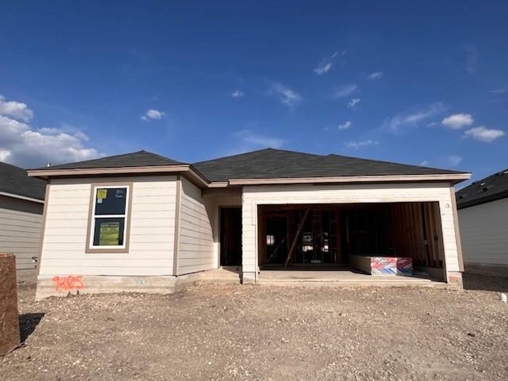 9205 Furman DR, Austin, TX 78747