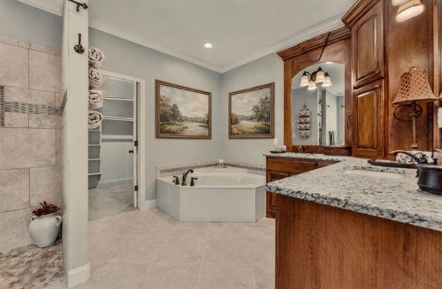 529 Perry Lane, Robinson, TX 76706