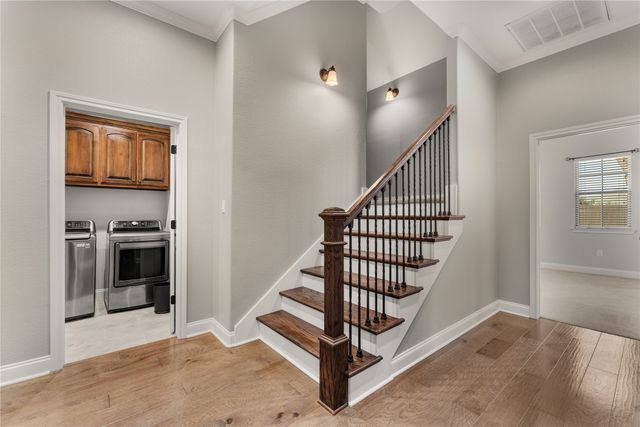 529 Perry Lane, Robinson, TX 76706