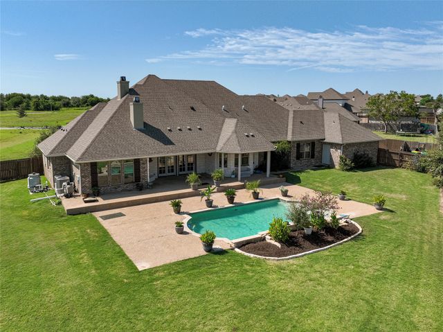 529 Perry Lane, Robinson, TX 76706