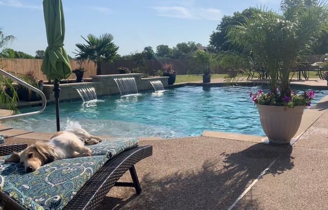 529 Perry Lane, Robinson, TX 76706