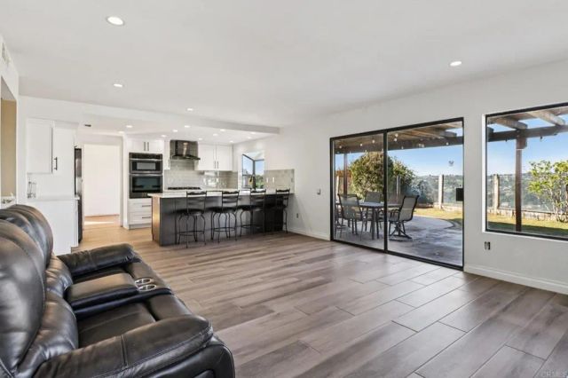 927 Rawhide Court, Bonita, CA 91902