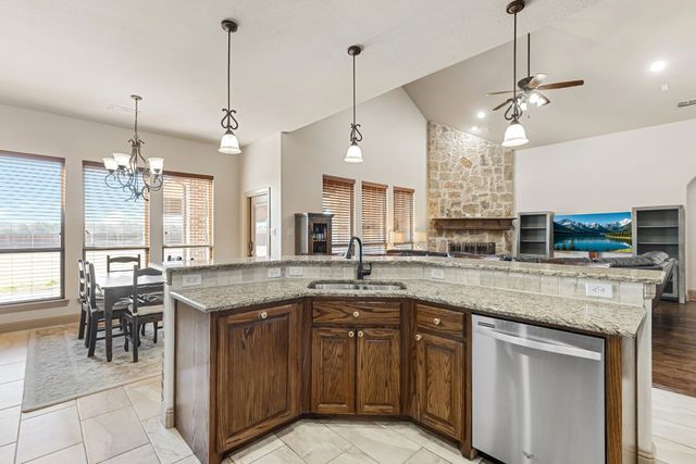 114 Skyview Court, Caddo Mills, TX 75135