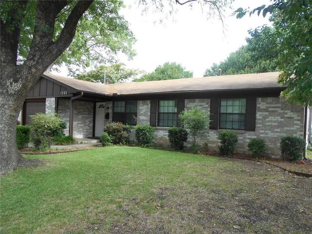 1801 Meadowcrest Drive, Garland, TX 75042