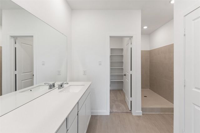 5406 Peacock Bass Drive, Baytown, TX 77521