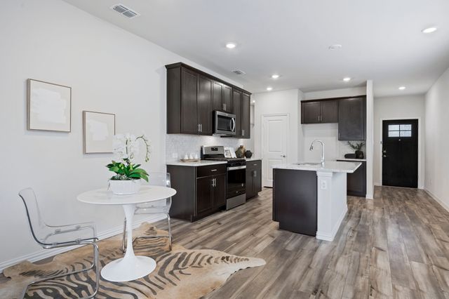2021 Pine Stone Lane, Forney, TX 75126