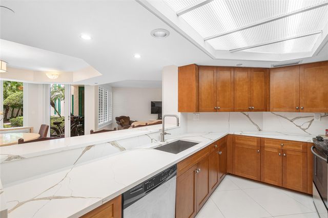 100 SE 5th Ave 110, Boca Raton, FL 33432