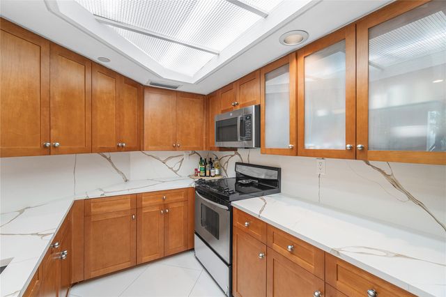 100 SE 5th Ave 110, Boca Raton, FL 33432