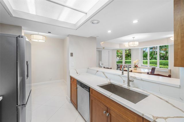 100 SE 5th Ave 110, Boca Raton, FL 33432