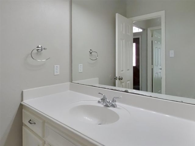 6855 Tournament Drive, Houston, TX 77069