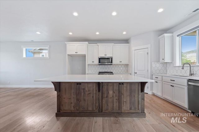 19322 N Shepherds Pie Pl, Boise, ID 83714