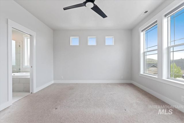 19322 N Shepherds Pie Pl, Boise, ID 83714