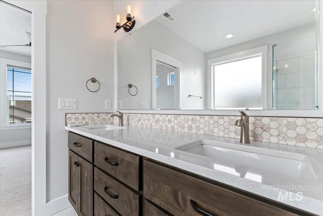 19322 N Shepherds Pie Pl, Boise, ID 83714