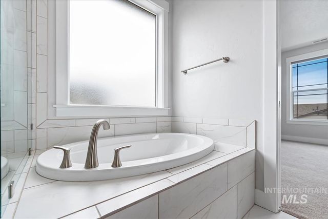 19322 N Shepherds Pie Pl, Boise, ID 83714