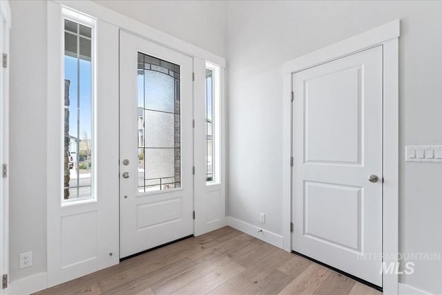 19322 N Shepherds Pie Pl, Boise, ID 83714