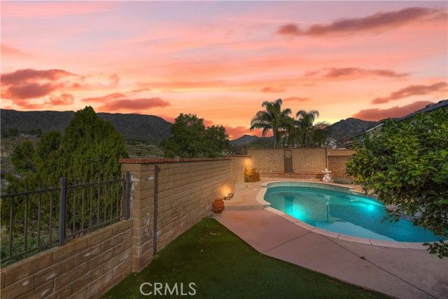 8545 Tujunga Valley, Sunland (los Angeles), CA 91040