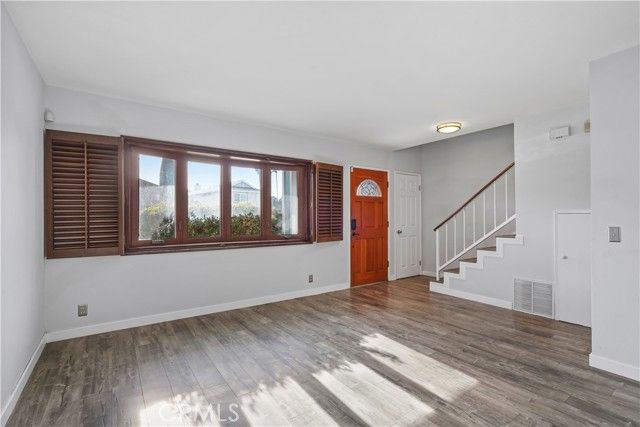 8545 Tujunga Valley, Sunland (los Angeles), CA 91040