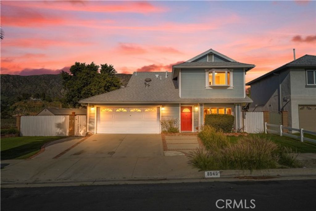 8545 Tujunga Valley, Sunland (los Angeles), CA 91040