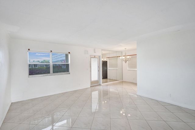108 Valencia Boulevard E108, Delray Beach, FL 33446