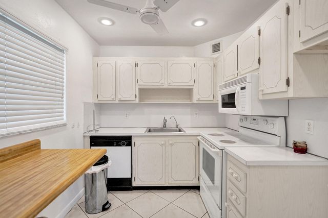 108 Valencia Boulevard E108, Delray Beach, FL 33446