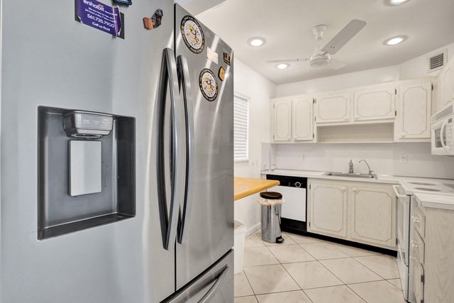 108 Valencia Boulevard E108, Delray Beach, FL 33446