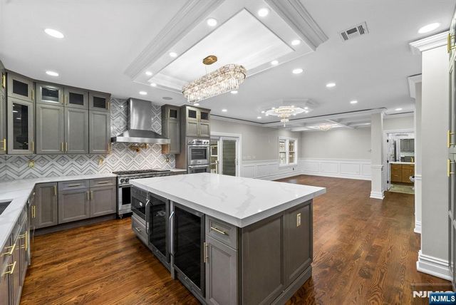 45 Dietrich Lane, North Haledon, NJ 07508