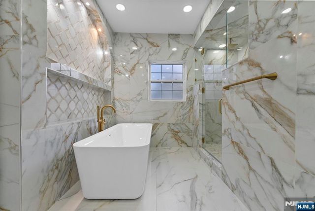 45 Dietrich Lane, North Haledon, NJ 07508