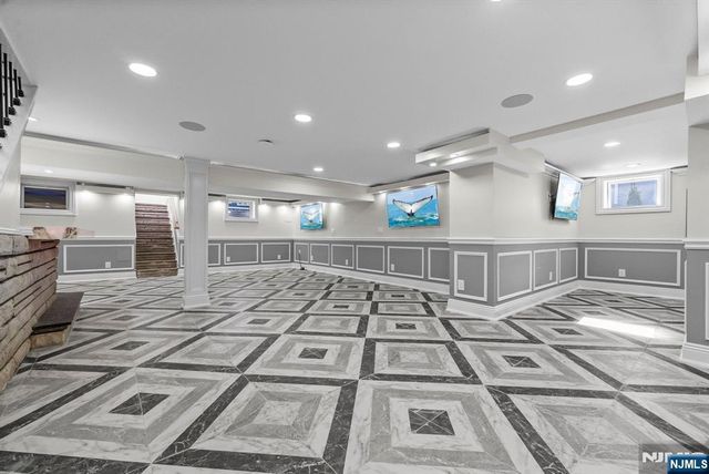 45 Dietrich Lane, North Haledon, NJ 07508