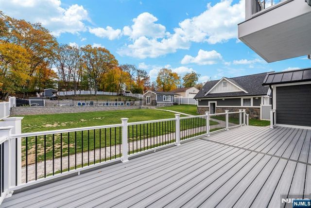 45 Dietrich Lane, North Haledon, NJ 07508