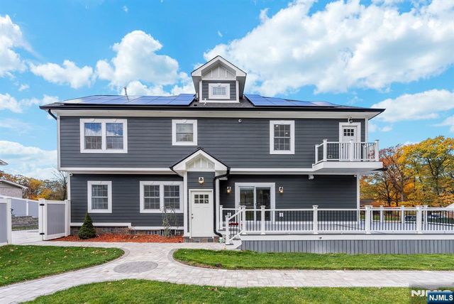 45 Dietrich Lane, North Haledon, NJ 07508