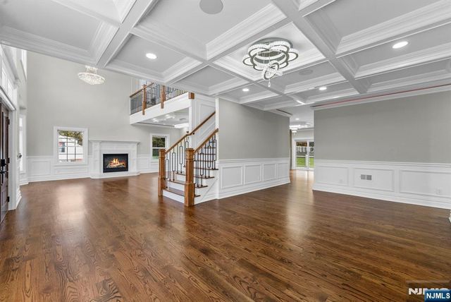 45 Dietrich Lane, North Haledon, NJ 07508