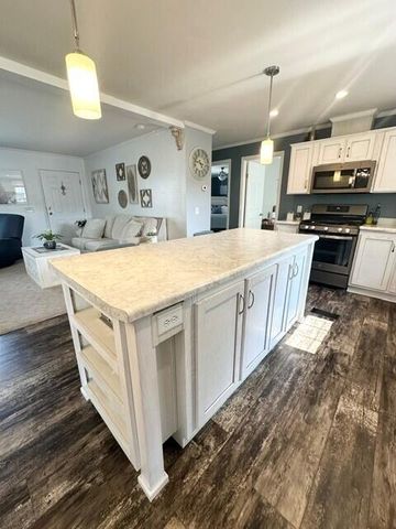 13763 Shamrock Lane, Cedar Springs, MI 49319