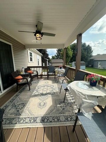 13763 Shamrock Lane, Cedar Springs, MI 49319