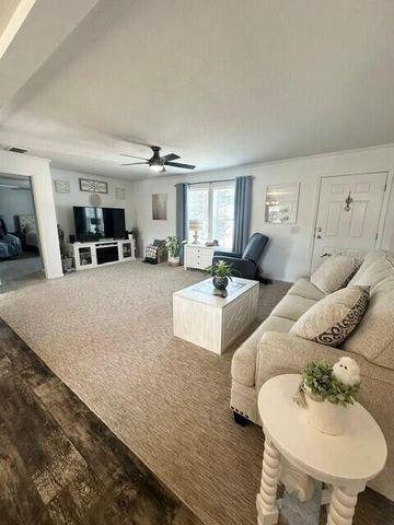 13763 Shamrock Lane, Cedar Springs, MI 49319