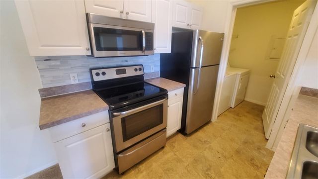 36243 LAKE CHASE BOULEVARD 203, Zephyrhills, FL 33541