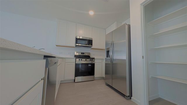 21518 Willow River Canyon Lane, Waller, TX 77484