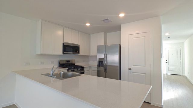 21518 Willow River Canyon Lane, Waller, TX 77484