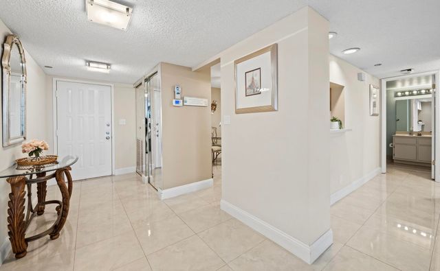 3420 S Ocean Boulevard 8W, Highland Beach, FL 33487