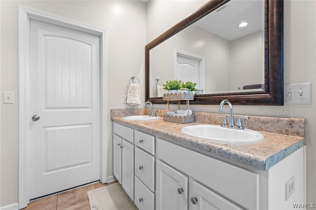12224 Tom Montgomery, Northport, AL 35473