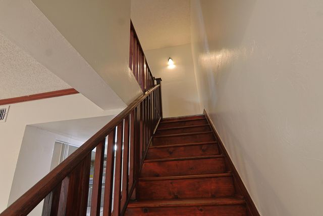 6636 SW 41st Street, Davie, FL 33314