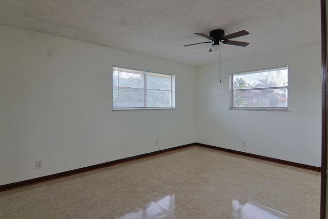 6636 SW 41st Street, Davie, FL 33314