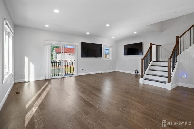 22 Arcadia Place B, Union Twp, NJ 07088