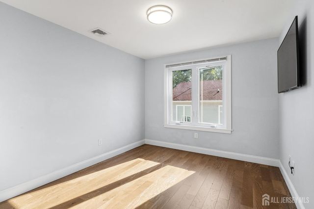22 Arcadia Place B, Union Twp, NJ 07088