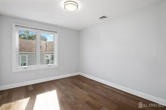 22 Arcadia Place B, Union Twp, NJ 07088
